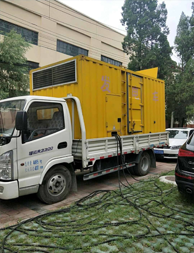 洪雅发电车出租-柴油发电机组排烟系统设计要求及其考虑因素