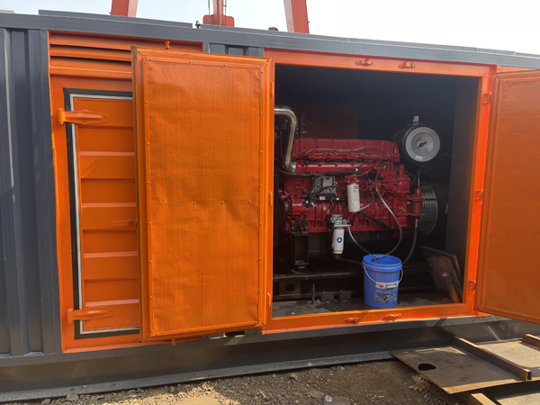 洪雅哪些因素会影响 200KW 柴油发电机的燃油消耗率？